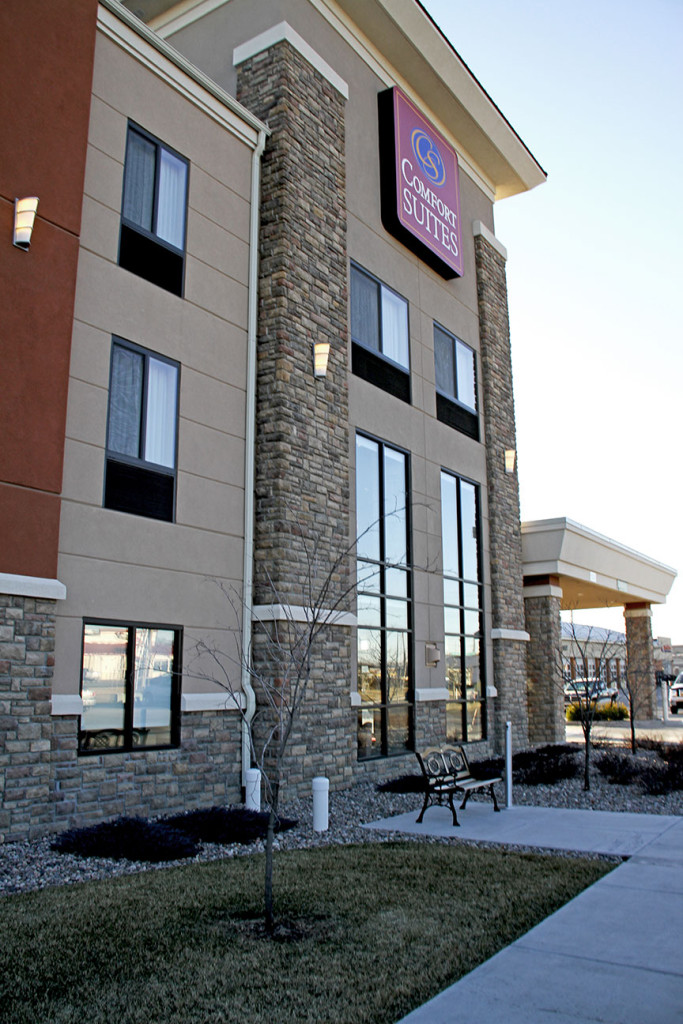 Comfort Inn Exterior 1
